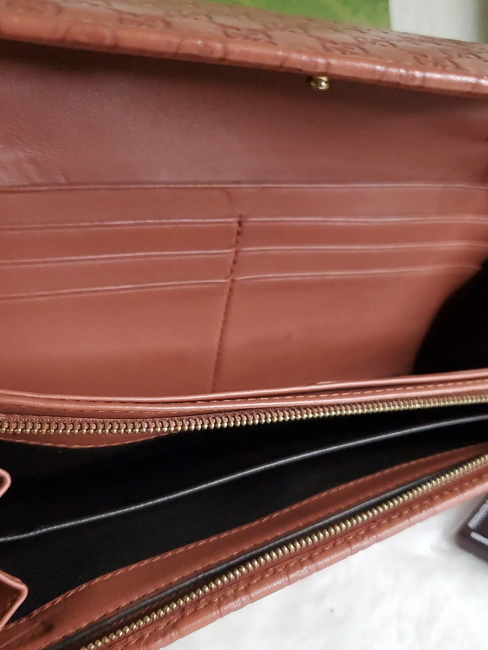 Gucci Coral Embossed GG Leather Chain Clutch with Gold Hardware